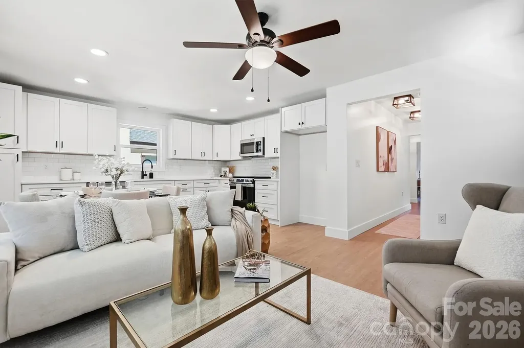 2204 Rozzelles Ferry Road Charlotte NC 28208