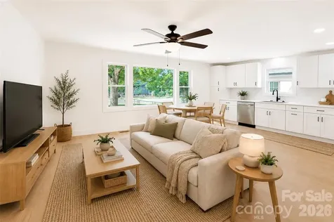 2204 Rozzelles Ferry Road Charlotte NC 28208