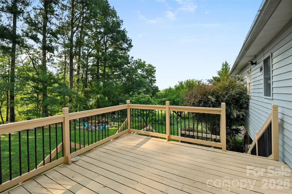 2114 Margaret Drive Mount Airy NC 27030