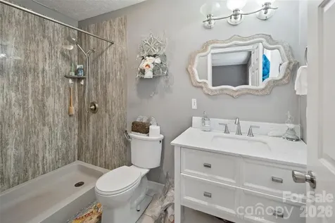 2114 Margaret Drive Mount Airy NC 27030