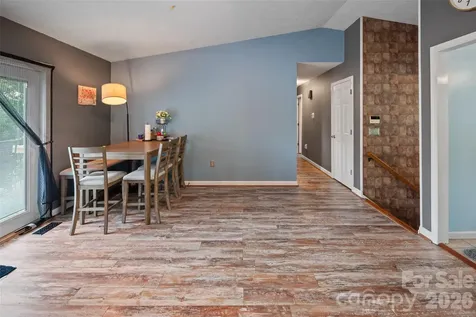 2114 Margaret Drive Mount Airy NC 27030
