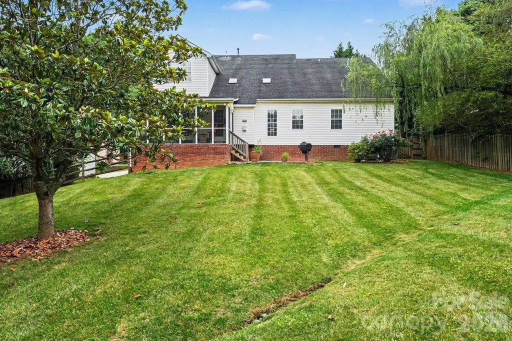 110 Sandreed Drive Mooresville NC 28117