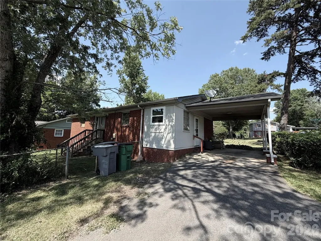 1201 Clanton Road Charlotte NC 28217
