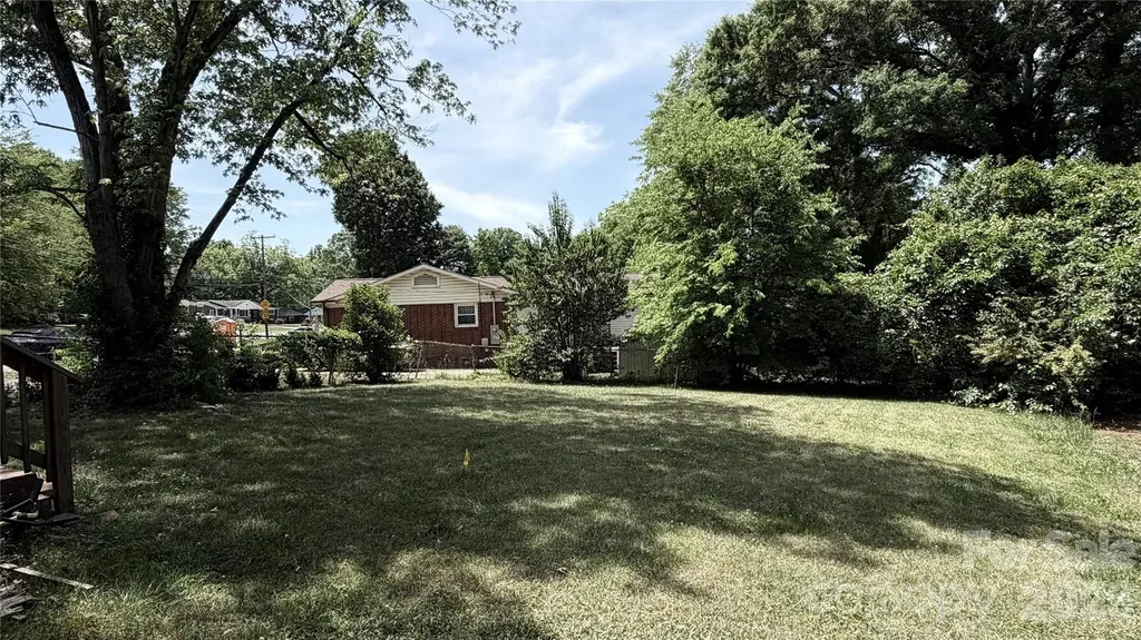1201 Clanton Road Charlotte NC 28217