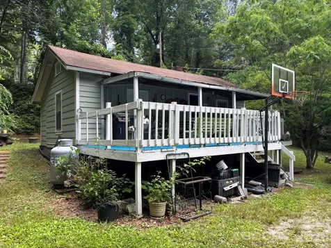 547 Avery Creek Road Arden NC 28704