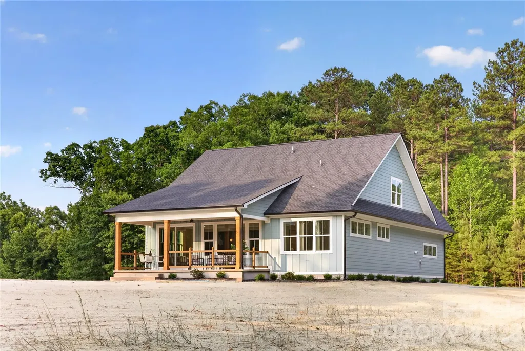 105 Wharf Lane Statesville NC 28677