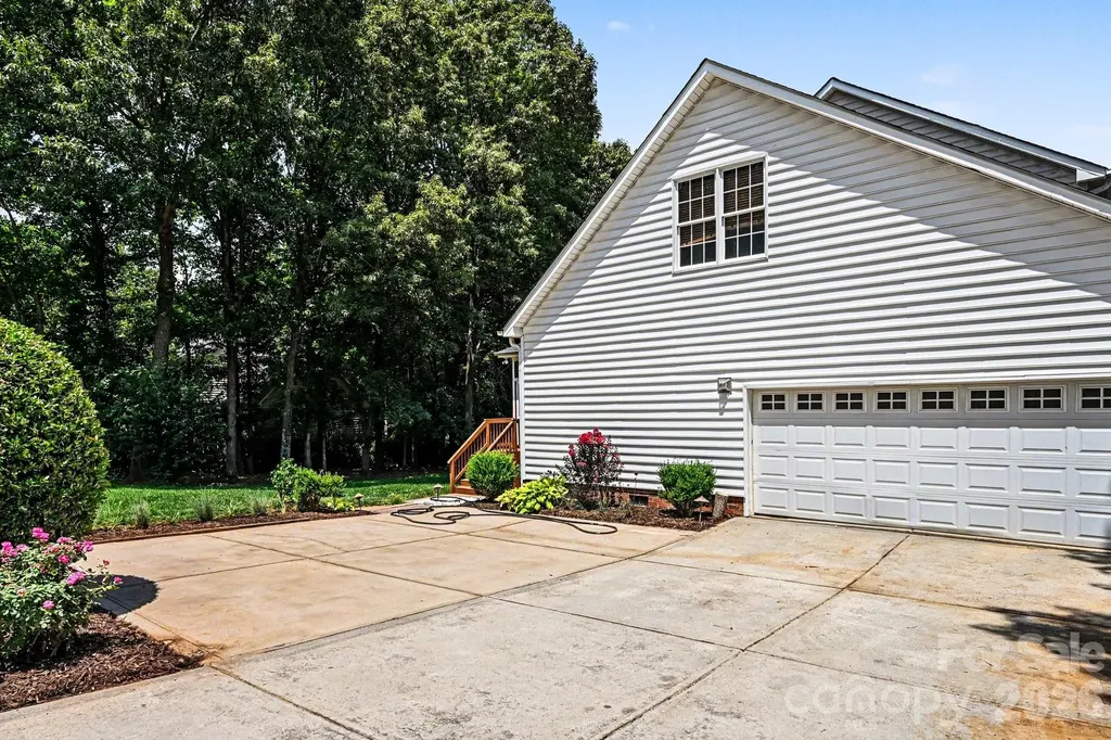 10403 Persimmon Creek Drive Charlotte NC 28227