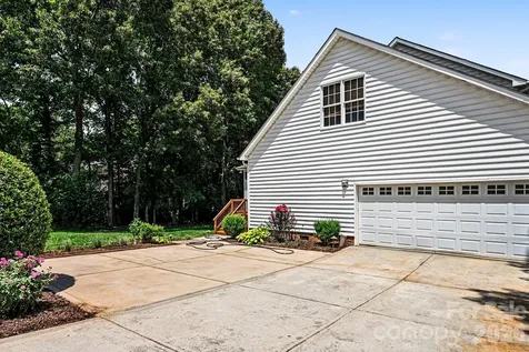 10403 Persimmon Creek Drive Charlotte NC 28227
