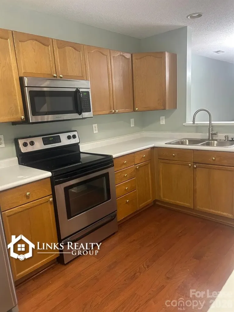2208 Preakness Court Charlotte NC 28273