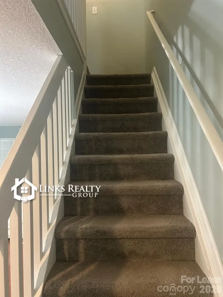 2208 Preakness Court Charlotte NC 28273