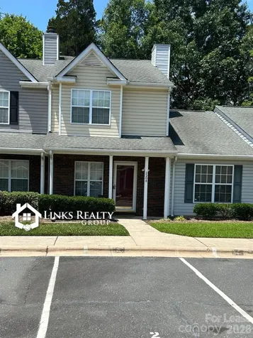 2208 Preakness Court Charlotte NC 28273
