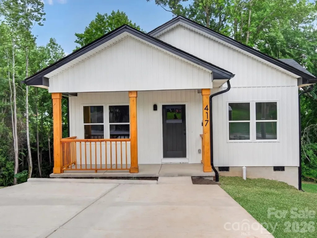 417 8th Street Drive SW Hickory NC 28602