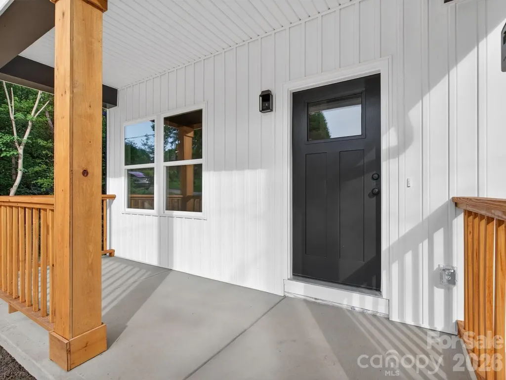 417 8th Street Drive SW Hickory NC 28602