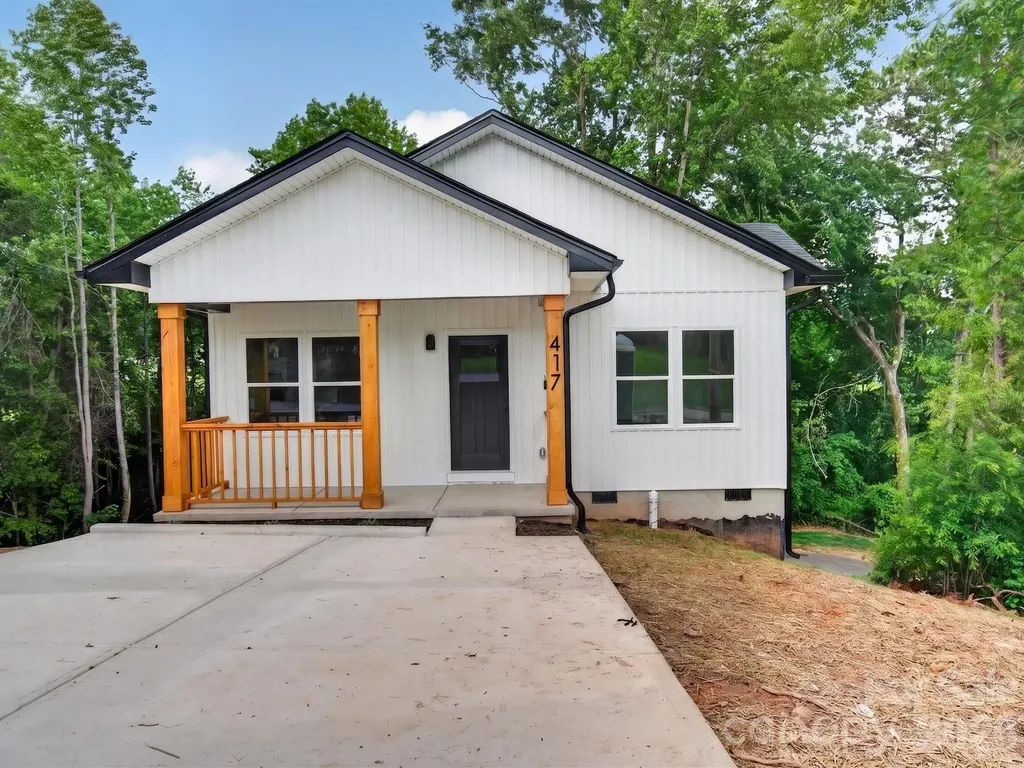 417 8th Street Drive SW Hickory NC 28602