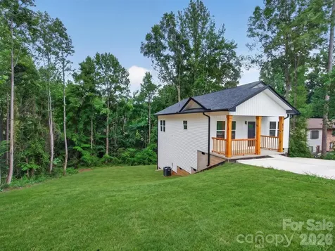 417 8th Street Drive SW Hickory NC 28602