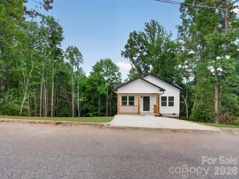 417 8th Street Drive SW Hickory NC 28602