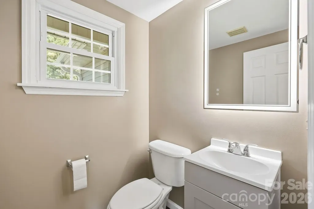 14 Grove Garden Avenue Candler NC 28715