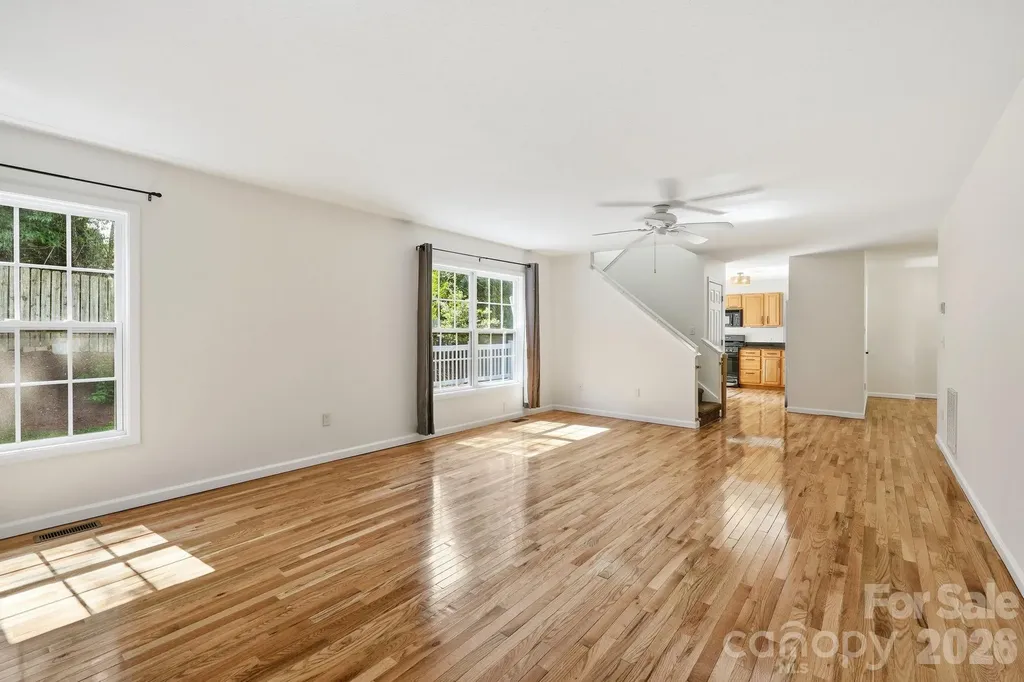 14 Grove Garden Avenue Candler NC 28715
