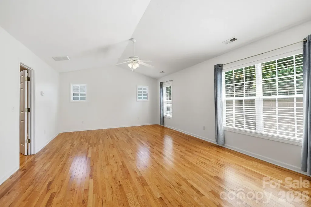 14 Grove Garden Avenue Candler NC 28715