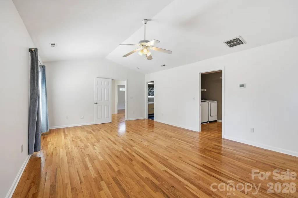 14 Grove Garden Avenue Candler NC 28715
