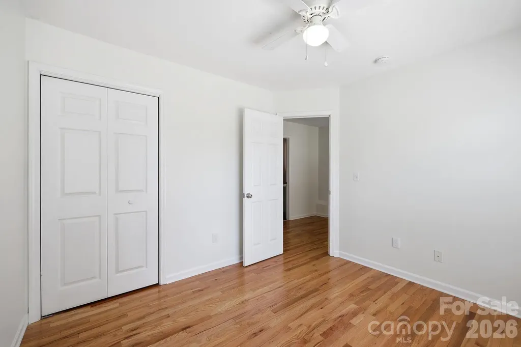 14 Grove Garden Avenue Candler NC 28715