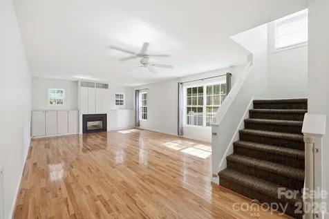 14 Grove Garden Avenue Candler NC 28715