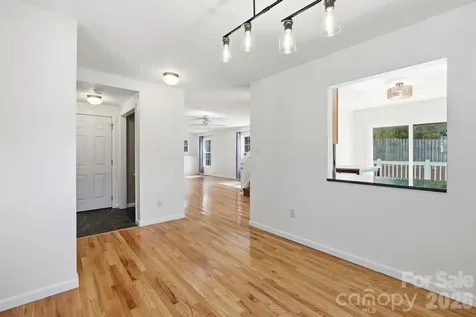 14 Grove Garden Avenue Candler NC 28715