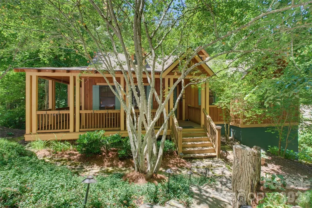 112 Boulder Creek Lane Tuckasegee NC 28783