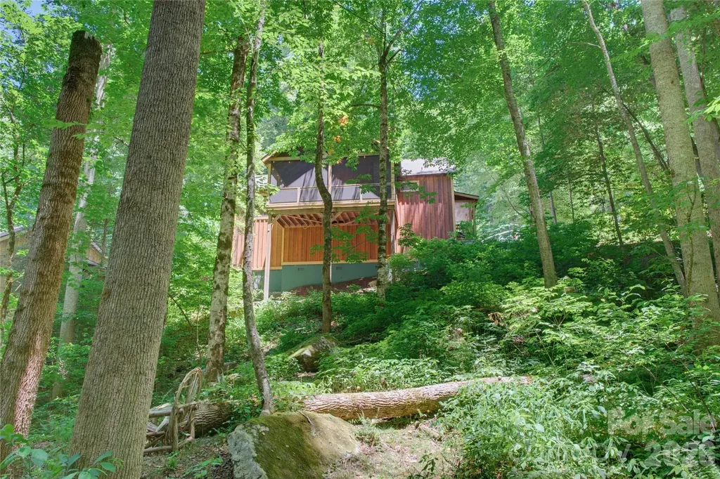112 Boulder Creek Lane Tuckasegee NC 28783