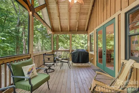 112 Boulder Creek Lane Tuckasegee NC 28783