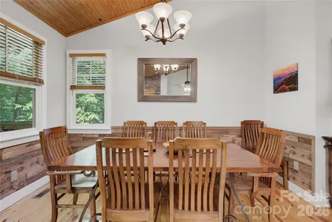 112 Boulder Creek Lane Tuckasegee NC 28783