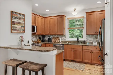 112 Boulder Creek Lane Tuckasegee NC 28783