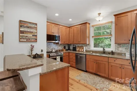 112 Boulder Creek Lane Tuckasegee NC 28783