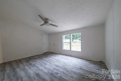 117 Apricot Lane Statesville NC 28677