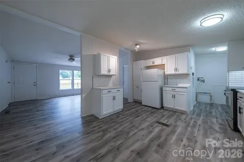117 Apricot Lane Statesville NC 28677