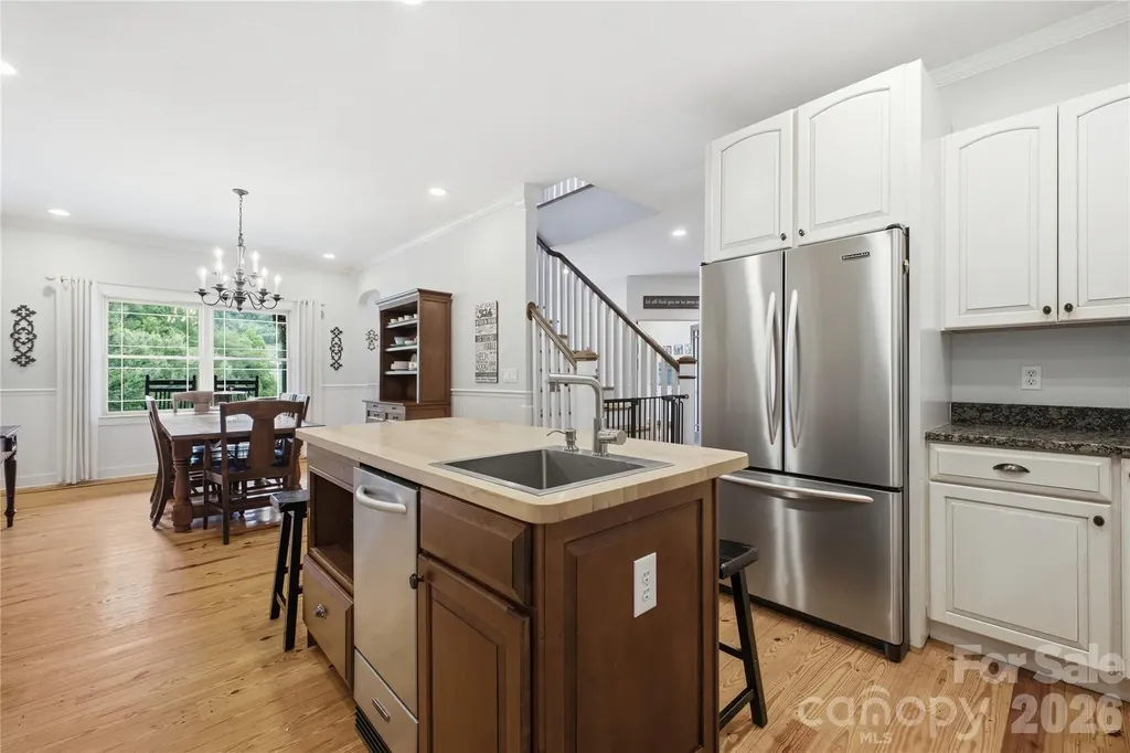 227 Black Bear Cove Clyde NC 28721