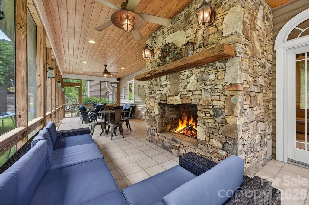 227 Black Bear Cove Clyde NC 28721