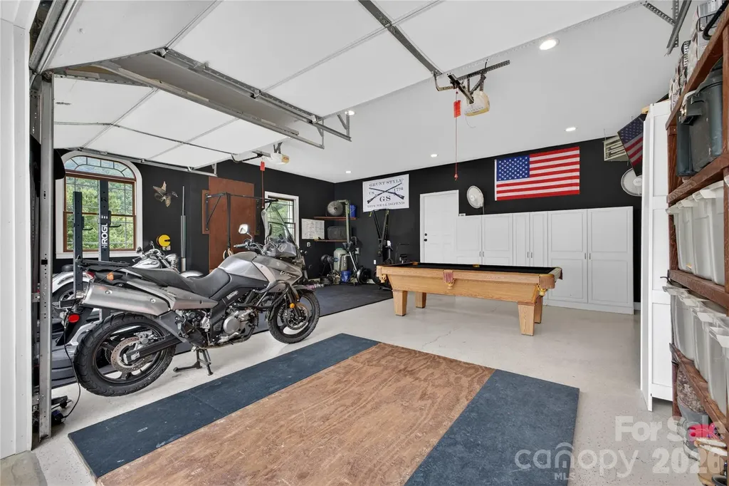 227 Black Bear Cove Clyde NC 28721