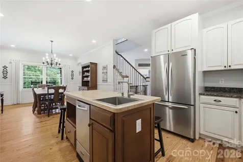 227 Black Bear Cove Clyde NC 28721