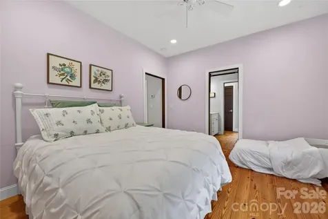 227 Black Bear Cove Clyde NC 28721