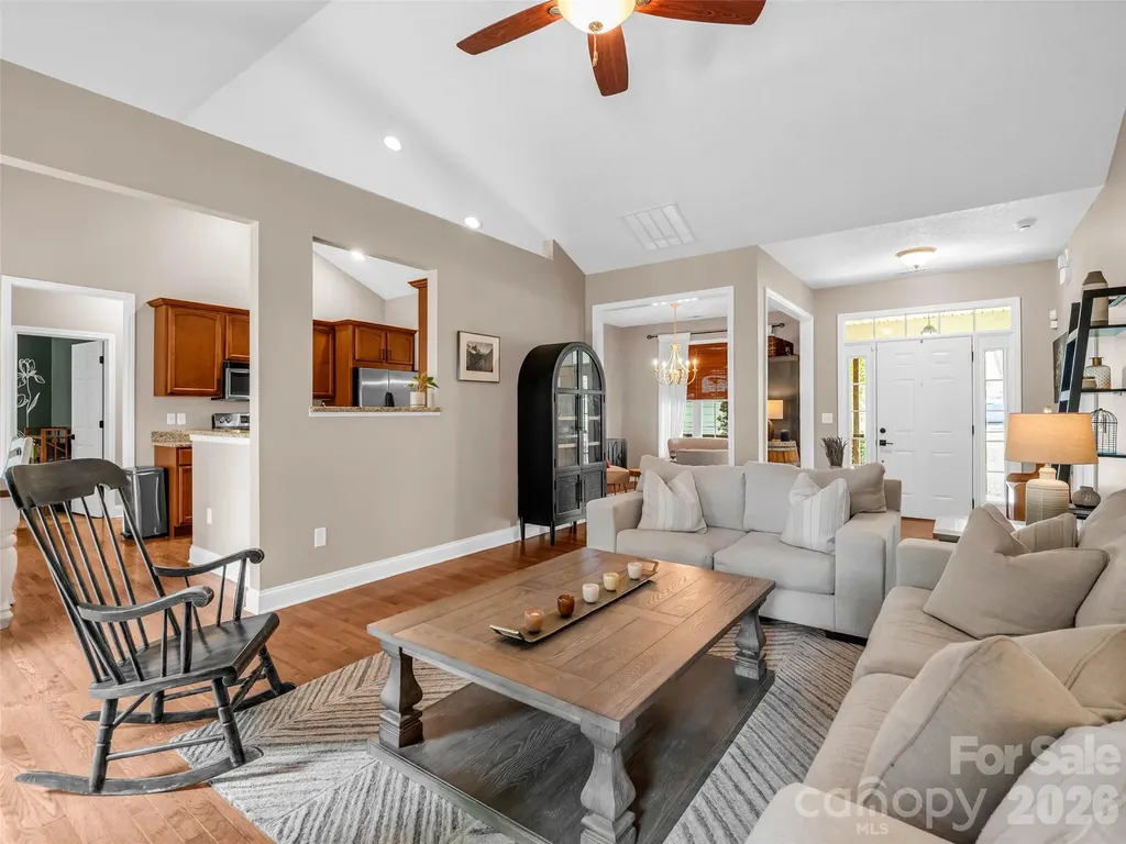17 Black Iron Lane Hendersonville NC 28792
