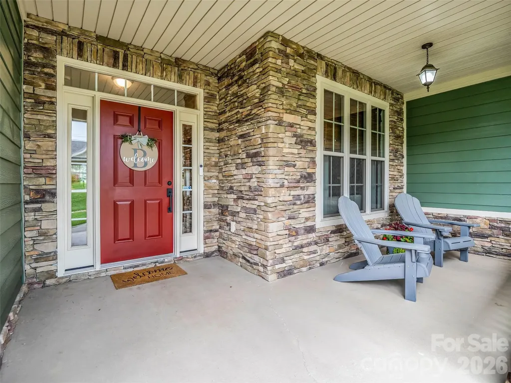 17 Black Iron Lane Hendersonville NC 28792