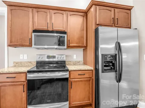 17 Black Iron Lane Hendersonville NC 28792
