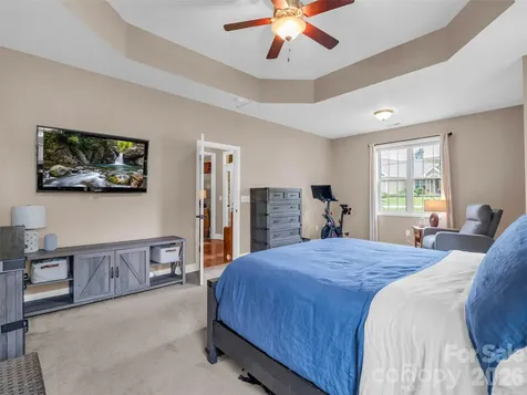17 Black Iron Lane Hendersonville NC 28792