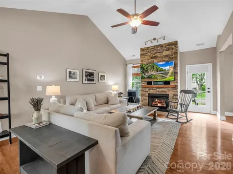 17 Black Iron Lane Hendersonville NC 28792