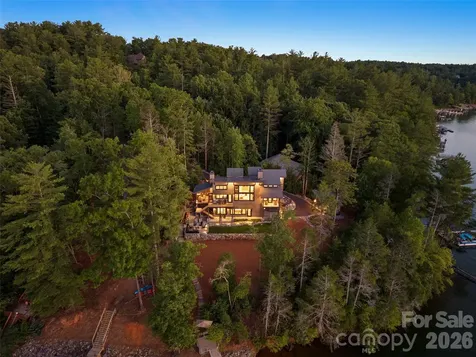 425 Dockside Drive Nebo NC 28761