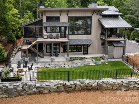 425 Dockside Drive Nebo NC 28761