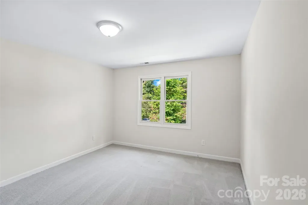 5516 Ilford Street Charlotte NC 28215
