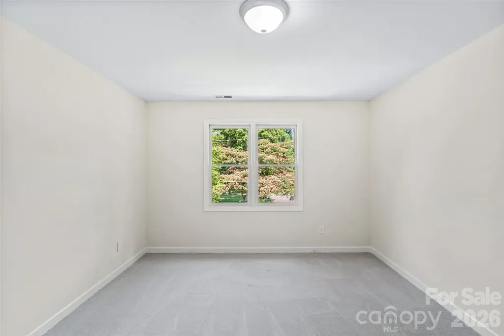 5516 Ilford Street Charlotte NC 28215