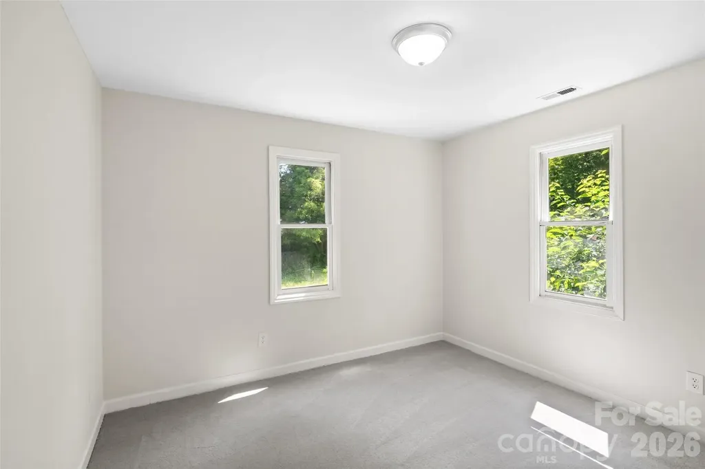 5516 Ilford Street Charlotte NC 28215